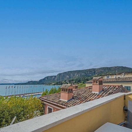 Apartmentsgarda - Baia Del Garda 5 Luaran gambar