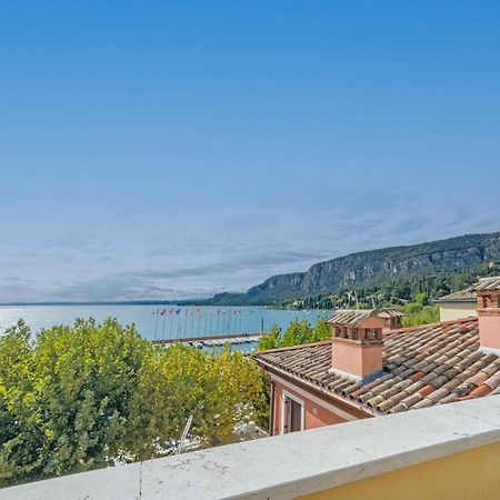 Apartmentsgarda - Baia Del Garda 5 Luaran gambar