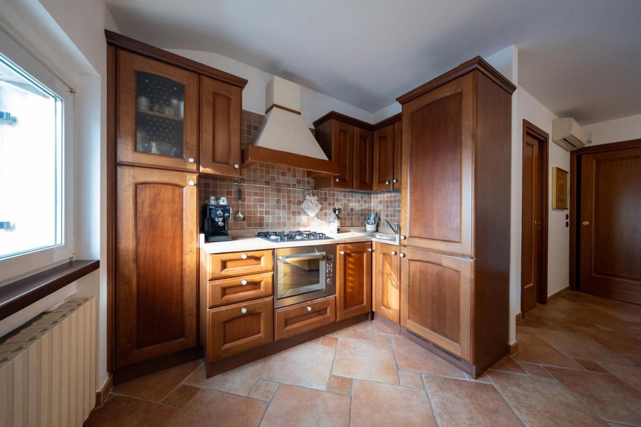 Apartmentsgarda - Baia Del Garda 5 Luaran gambar