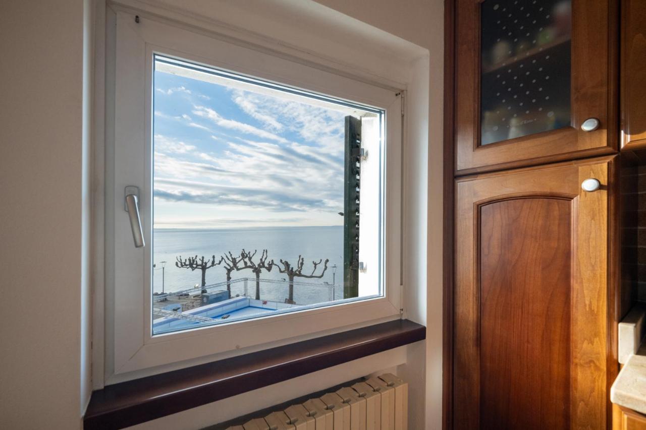 Apartmentsgarda - Baia Del Garda 5 Luaran gambar